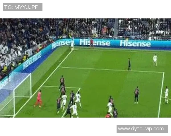 足球明星闪耀赛场瞬间高清图集尽显风采与激情