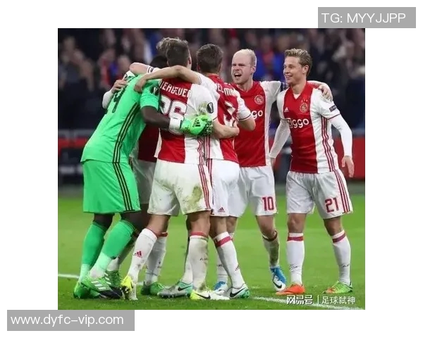 海伦芬与埃门激战正酣比分揭晓精彩瞬间回顾 海伦芬与埃门激战正酣比分揭晓精彩瞬间回顾